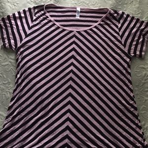 Lularoe top